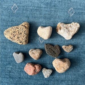 Set of 10 Heart Rocks